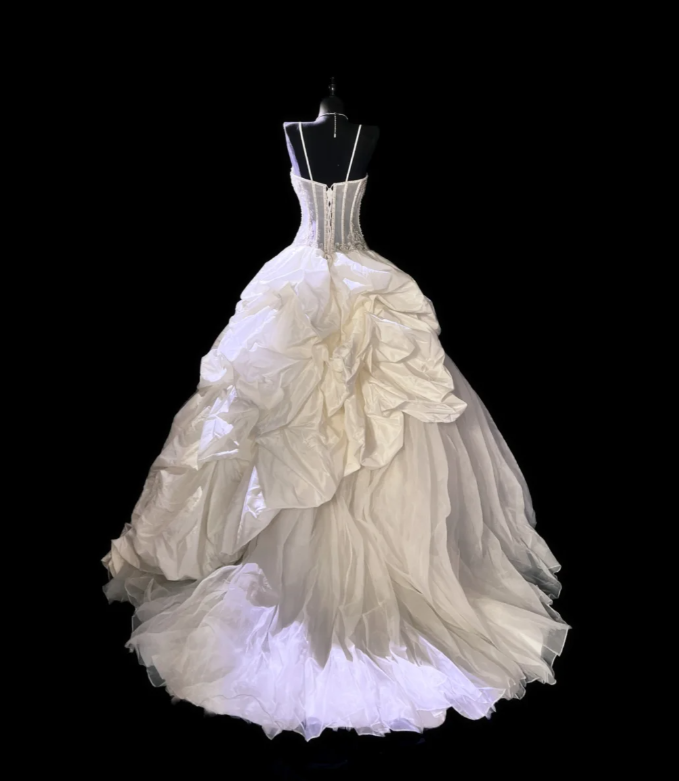 Classy Spaghetti Straps White Tulle Appliques Satin Pleated Formal Wedding Dress Long Bridal Dress Y9853