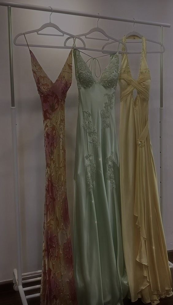Elegant Yellow Halter Satin Beaded Prom Dress,Slit Mermaid Party Evening Dress Y8426