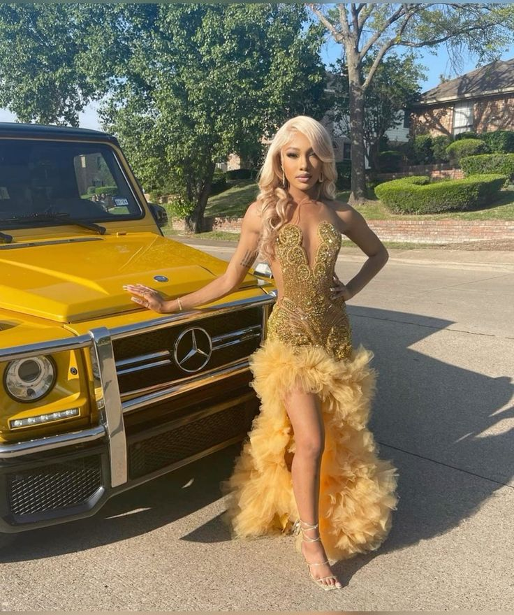 Charming Gold Crystal Prom Dresses Beads Ruffles Black Girls Y5132