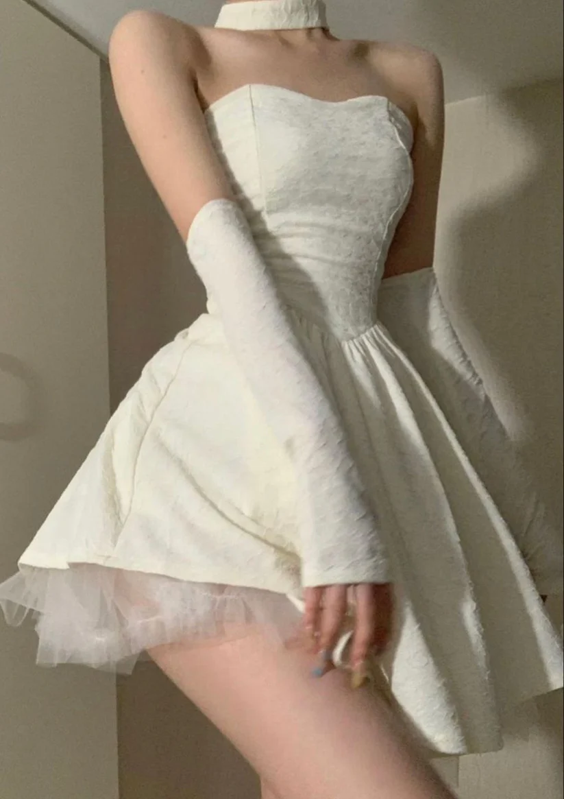 Elegant Off-White Satin Strapless A Line Short Birthday Party Dress Formal Homecoming Dress With Gloves SP141