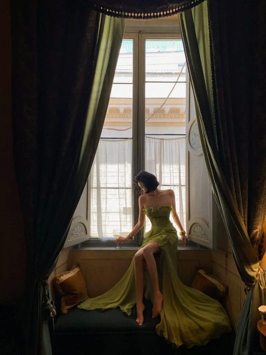Elegant Green Chiffon Ruffle Slit Long Party Dress,Sweetheart Neck A Line Long Wedding Guest Dress SP3109