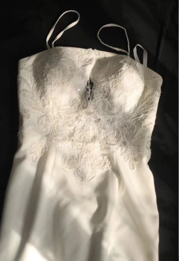 Elegant Spaghetti Straps White Satin Lace Beaded Mermaid Evening Dress Long Wedding Guest Dress SP1213