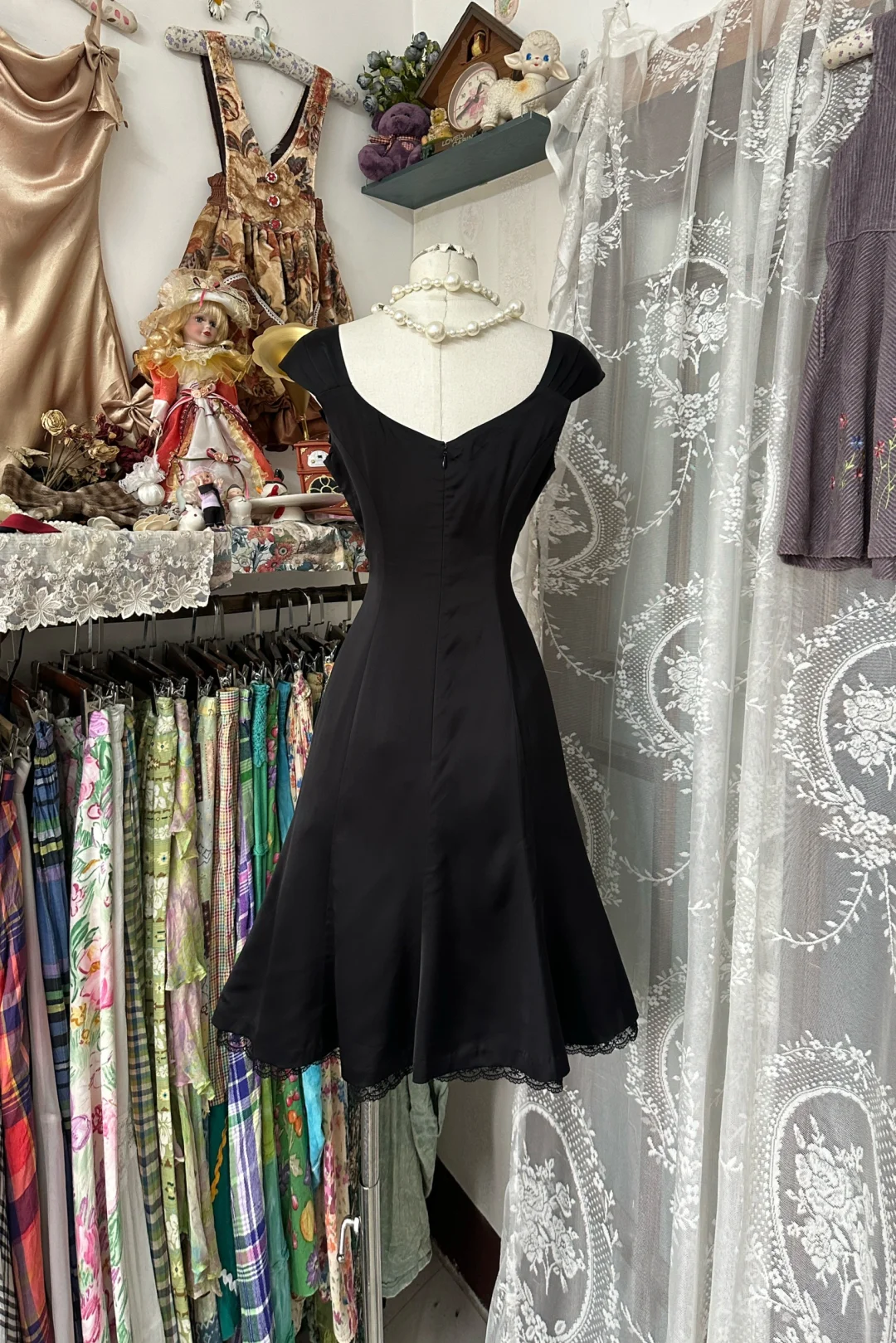 Simple Black Satin Short Birthday Dress A Line Graduation Homecoming Dress Y9014