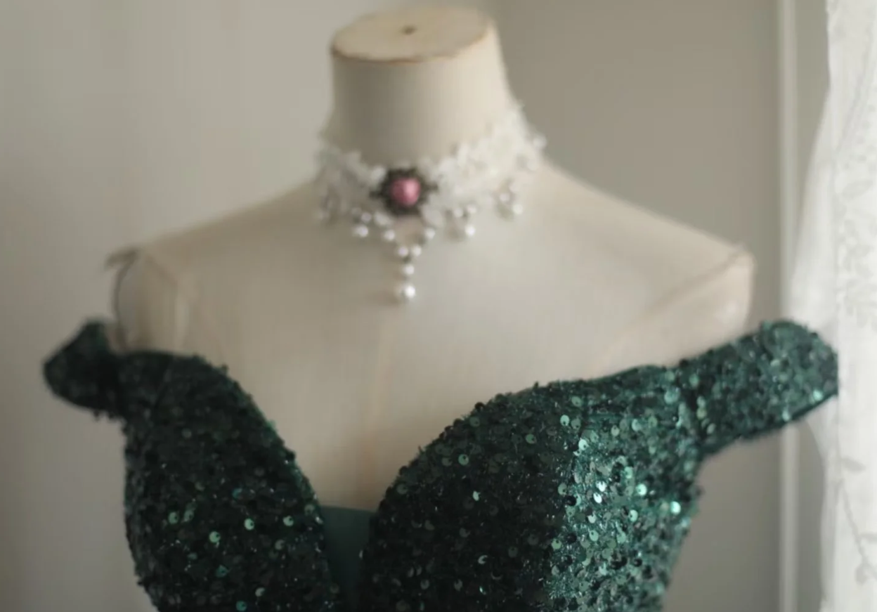 Vintage Off The Shoulder Green Sequin Slit Mermaid Wedding Guest Dress Long Party Dress SP1261