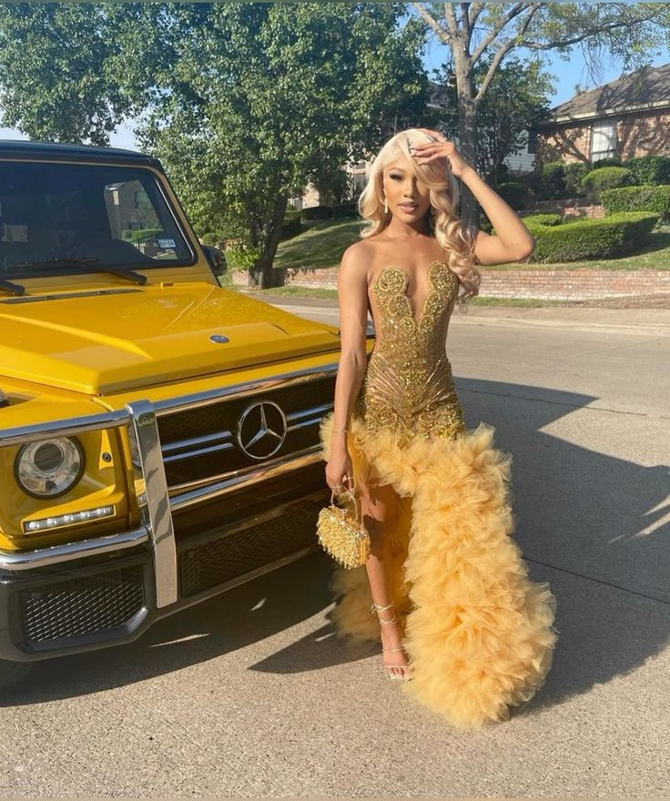 Charming Gold Crystal Prom Dresses Beads Ruffles Black Girls Y5132