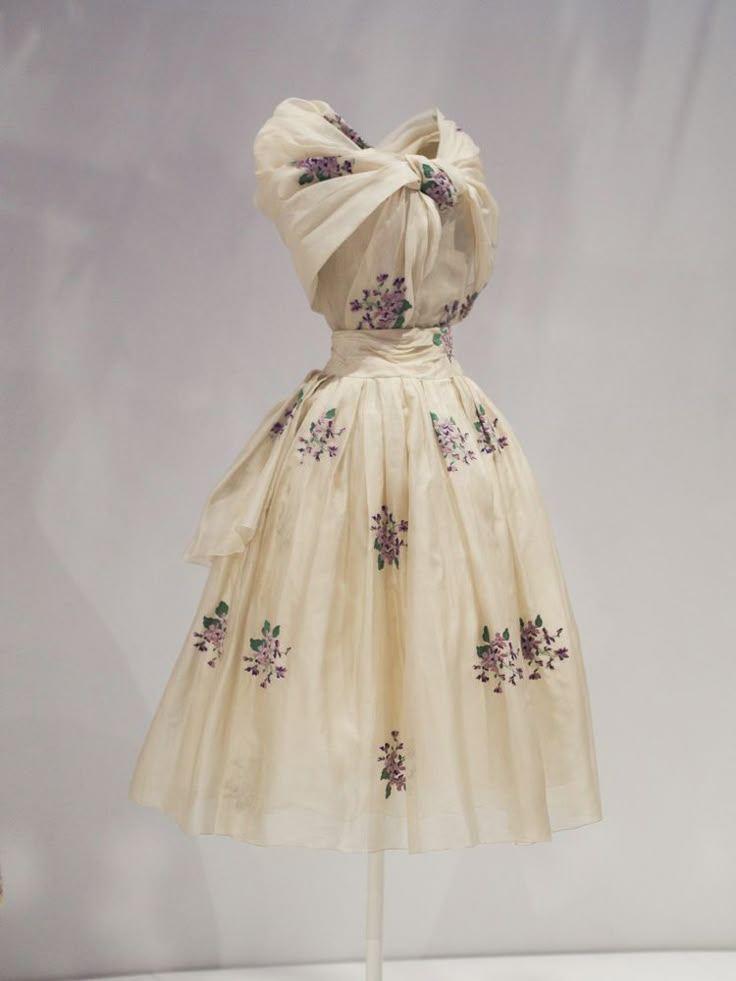 Vintage Off The Shoulder Tulle A Line Short Graduation Homecoming Dress Birthday Dress Y9840