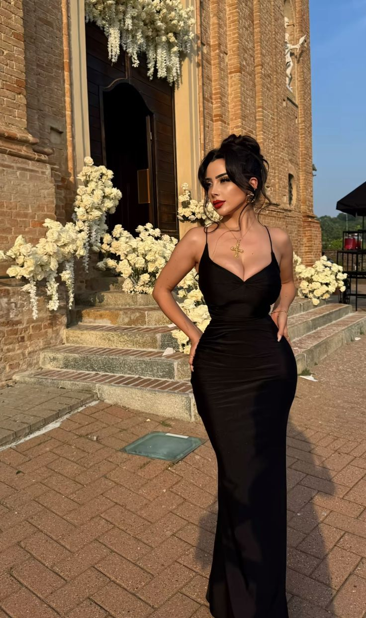 Classy Spaghetti Straps V Neck Black Long Wedding Guest Dress Evening Gown SP939