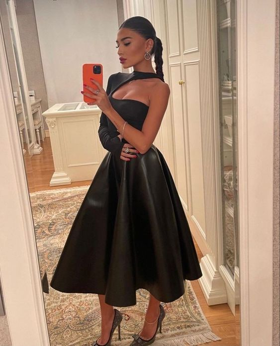 Black A-line Tea-length Prom Dress Y5800