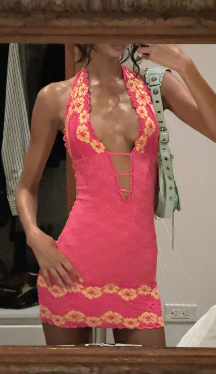 Sexy Halter Deep V Pink Sheath Cocktail Dress Short Homecoming Dress SP191