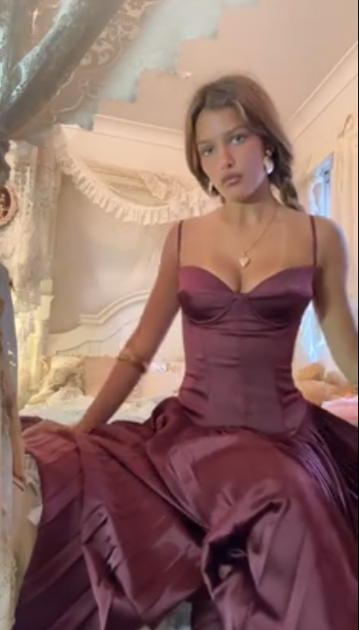 Elegant Spaghetti Straps Satin Pleated Burgundy A Line Bridesmaid Dress Prom Dress SP246