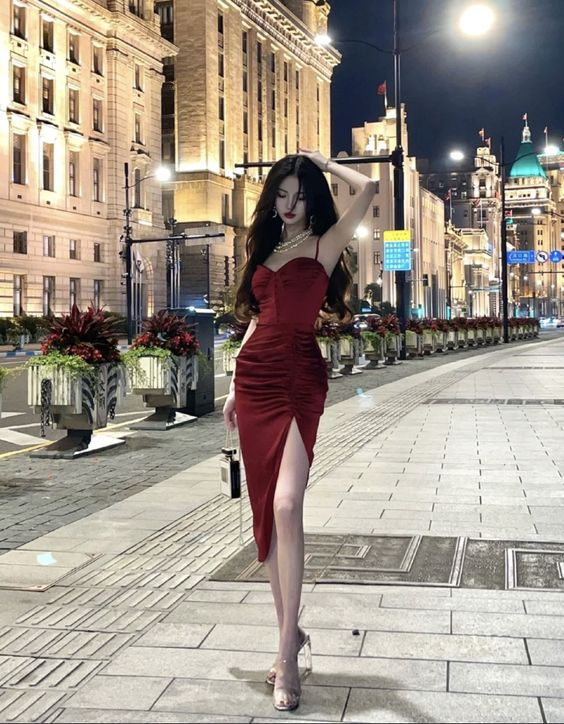 Red A-line Spaghetti Straps Midi Length Prom Dress With Pleats Y701