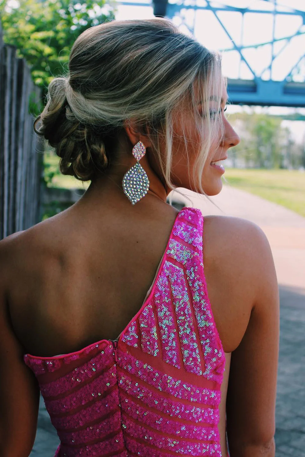 Sparkly Mermaid Strapless Hot Pink Sequins Prom Dresses With Slit Y1631
