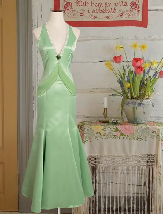 Elegant Halter V Neck Light Green Satin Beaded Mermaid Evening Dress Long Birthday Party Dress P01