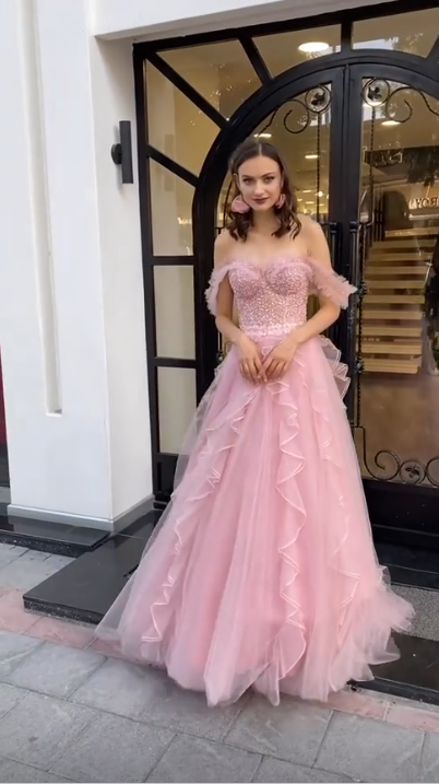 Elegant Off The Shoulder Tulle Ruffles Beaded Pink Long Party Dress Prom Gowns SP4275