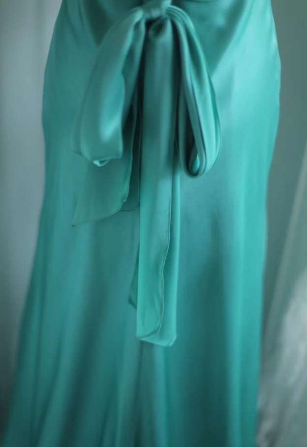 Elegant Green Halter Satin Mermaid Long Wedding Guest Dress Party Dress SP1263
