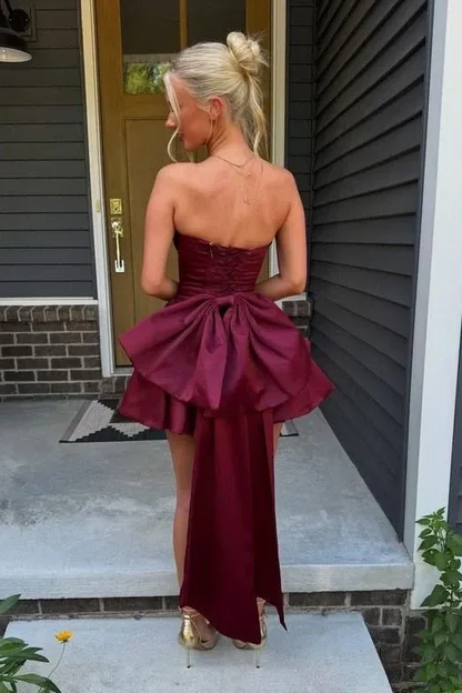 Elegant A-Line Strapless Burgundy Satin Homecoming Dress Mini Prom Dress With Bow SP3596