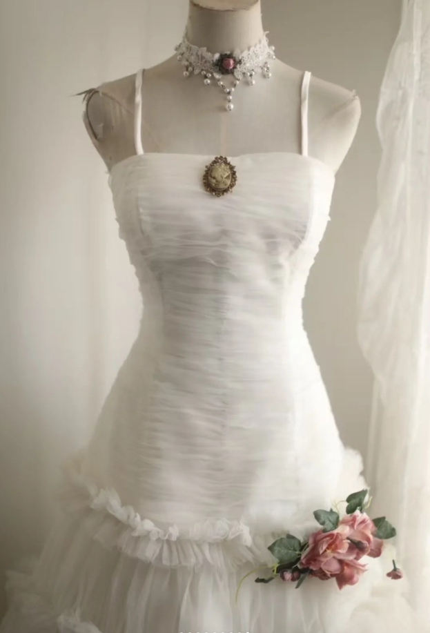 Pretty Spaghetti Straps White Tulle Long Wedding Dress With 3D Flowers SP751