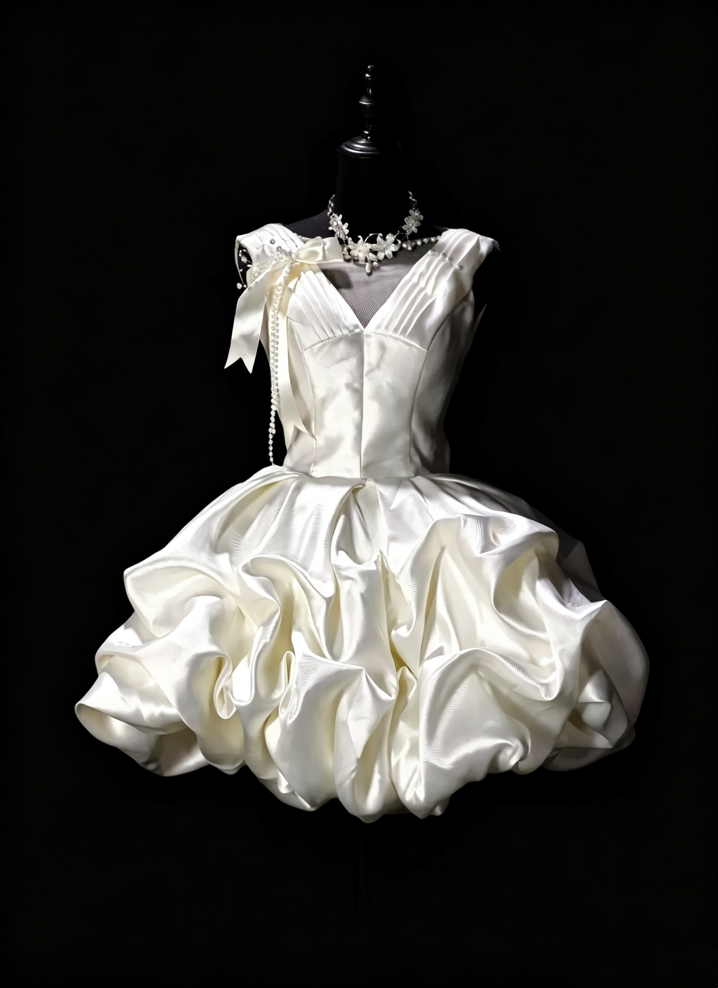 Elegant White Sleeveless Satin Pleated A Line Short Homecoming Dress Cocktail Dress SP3158