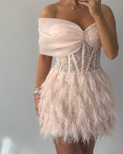 Charming Pink Off The Shoulder Tulle Beaded Feathers Short Graduation Homecoming Dress Birthday Dress SP3142