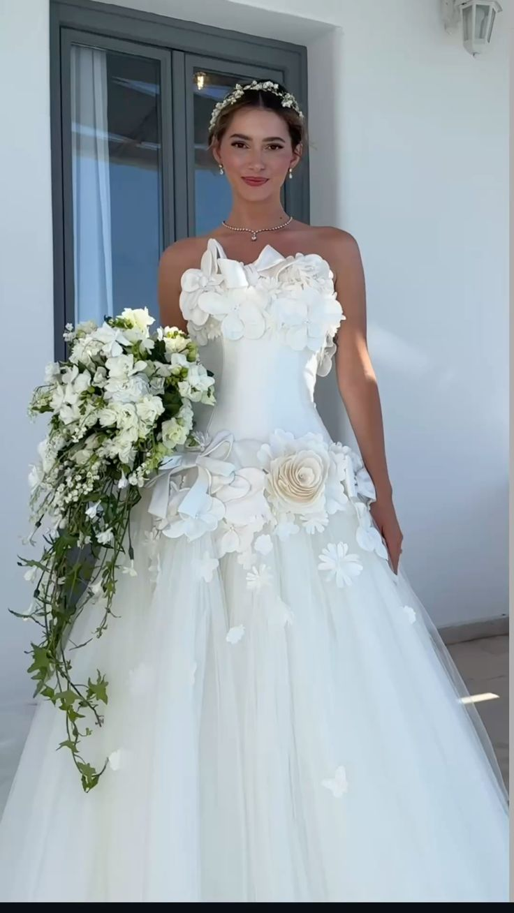 Elegant Strapless Satin Tulle 3D Floral White Long Wedding Dress SP3630