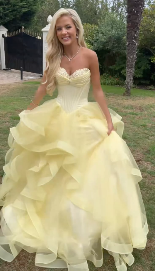 Elegant Yellow Tulle Long Party Dress Sweetheart Neck Long Wedding Guest Dress SP3708