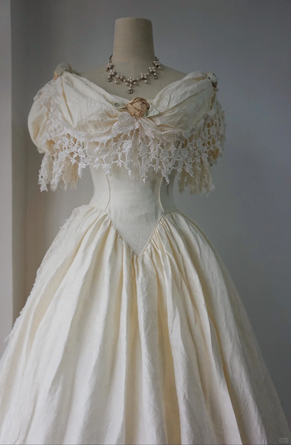 Vintage White Satin Lace Ball Gown Long Wedding Dress Bridal Dress SP4095