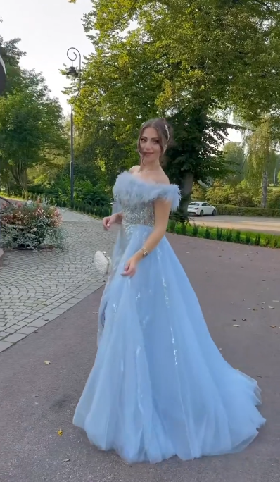 Elegant Strapless Sky Blue Tulle Sequin Feathers Slit Mermaid Prom Dress Long Party Gown SP448