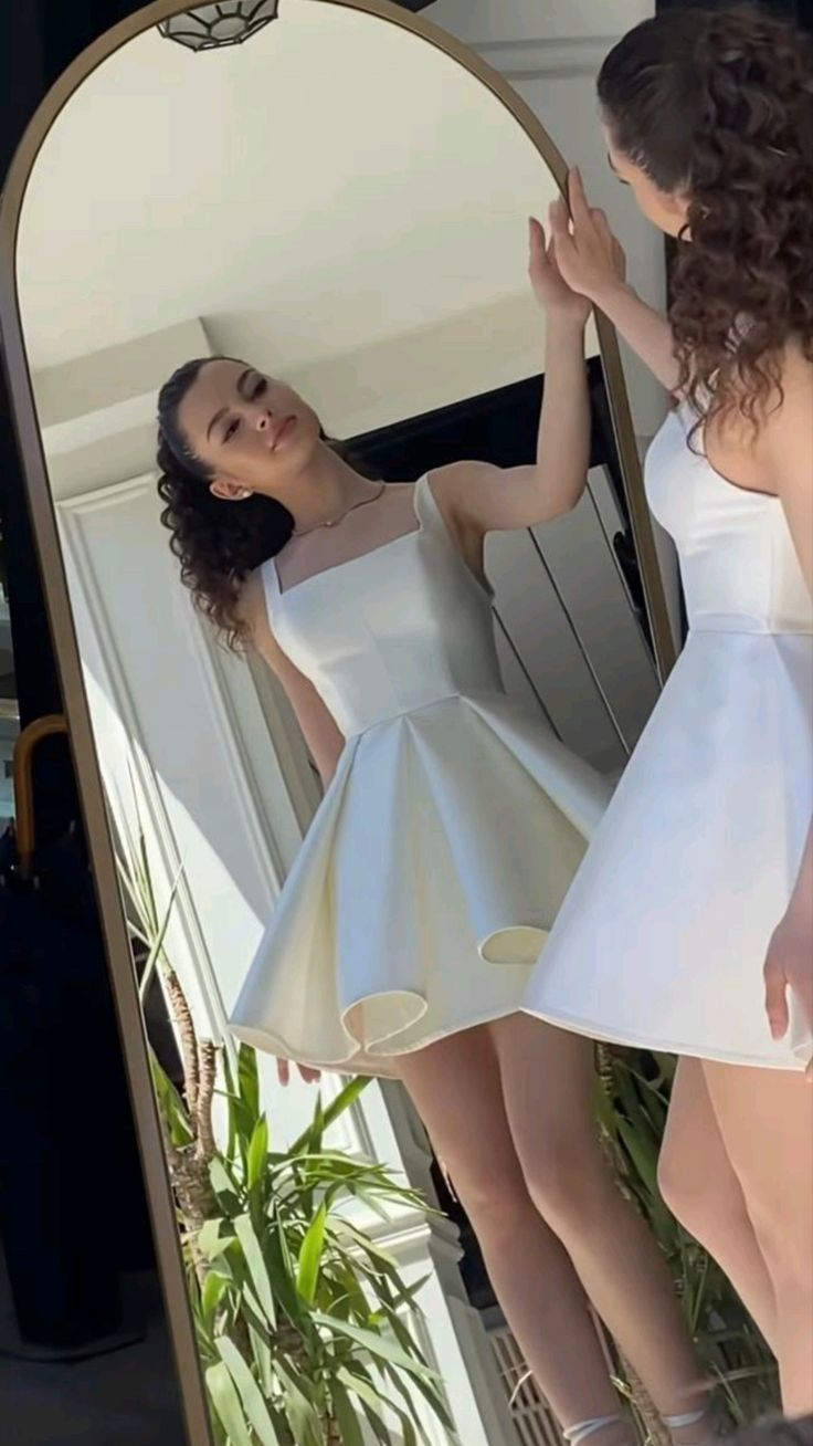 Elegant A Line Straps Ivory Satin Short Homecoming Dress Birthday Dress Y7658