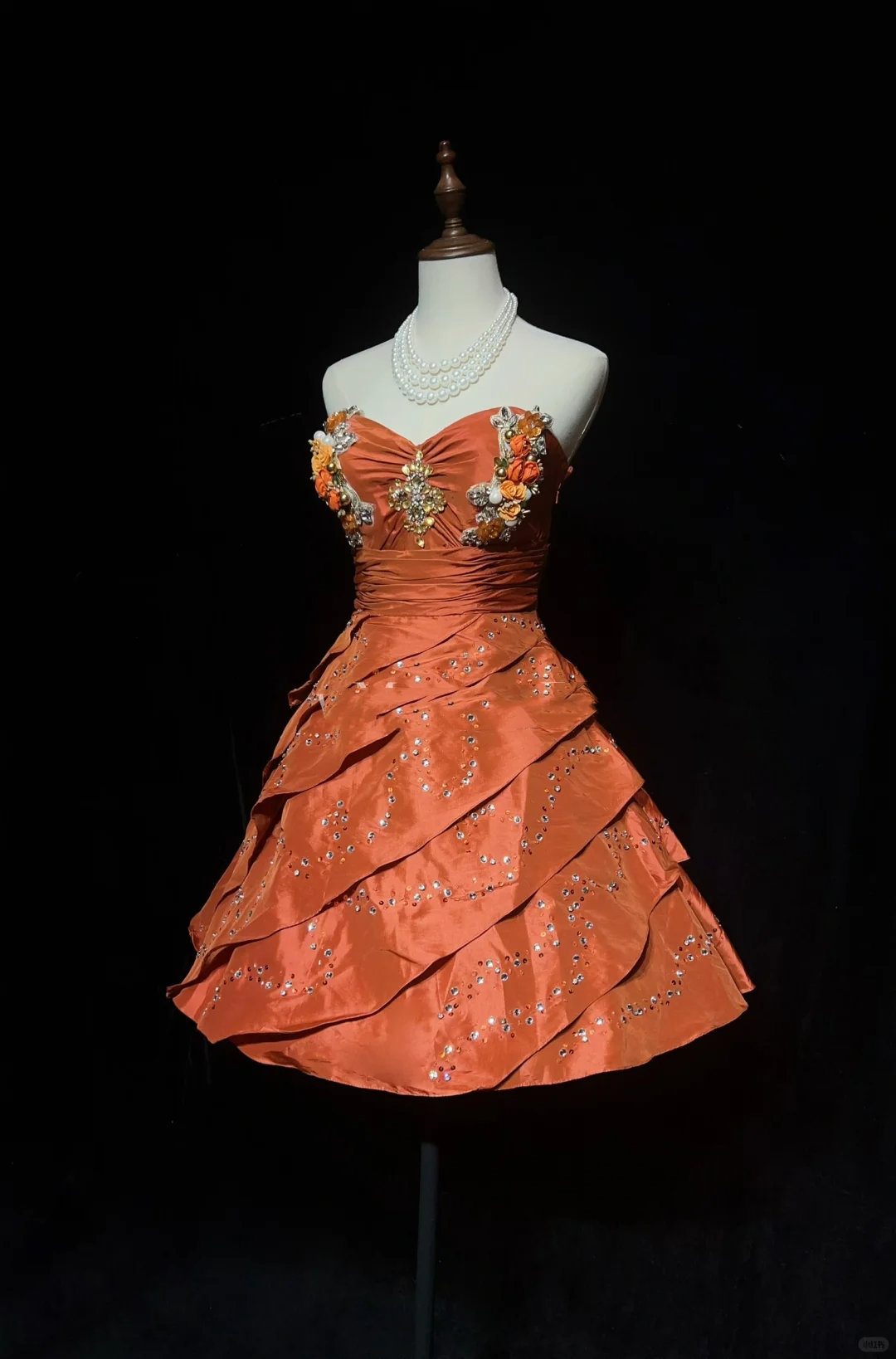 Elegant Sweetheart Neck Satin Beaded A Line Mini 19th Birthday Outfits,Orange Short Homecoming Dress SP2904