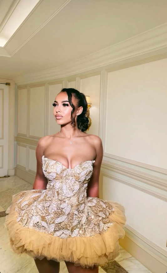 Pretty Sweetheart Neck Gold  Mini Graduation Homecoming Dress Strapless A Line Cocktail Dress Y8946