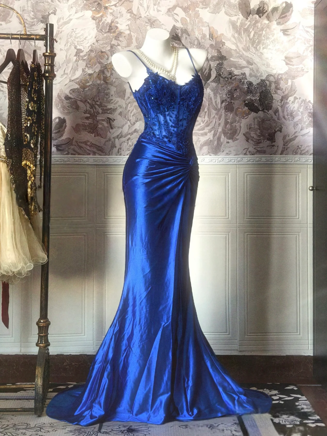 Sexy V Neck Satin Lace Sequin Mermaid Evening Dress Blue Long Prom Dress With Beads SP2107
