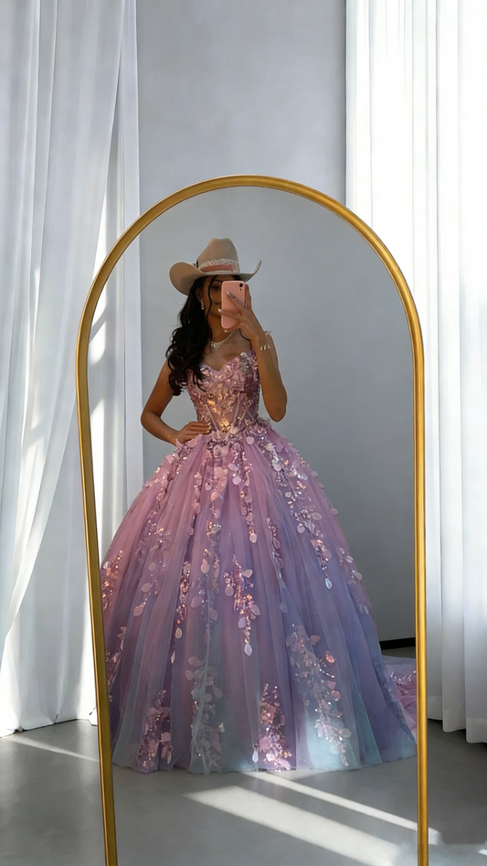 Glamorous Spaghetti Straps Tulle Sequin Appliques Ball Gown Lavender Quinceanera Dress SP1803