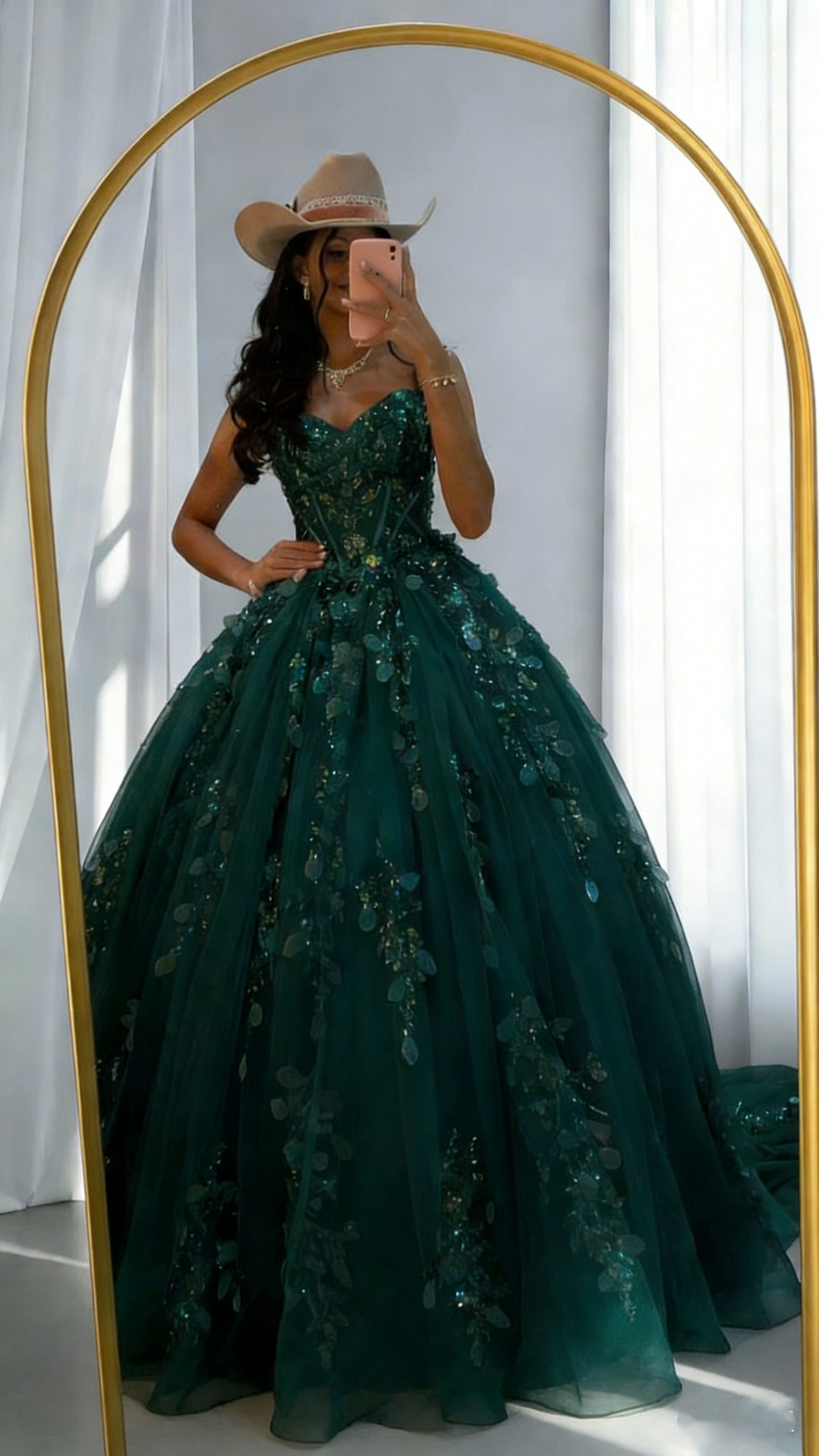 Glamorous Spaghetti Straps Tulle Sequin Appliques Ball Gown Lavender Quinceanera Dress SP1803