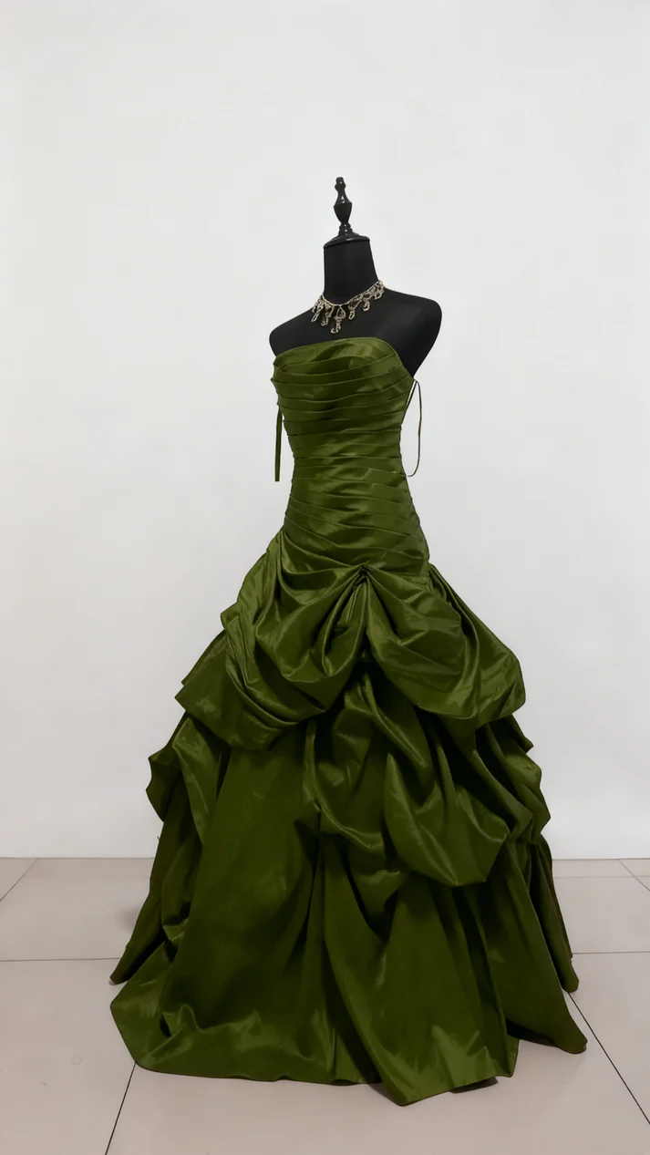 Retro Strapless Ball Gown Red Satin Pleated Long Party Dress Prom Gowns SP1724