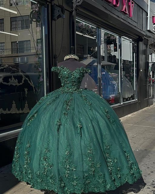 Dark Green Princess Ball Gown Quinceanera Dresses Sweet 15 Party 3D Flowers Lace Applique Birthday Gown Y4254