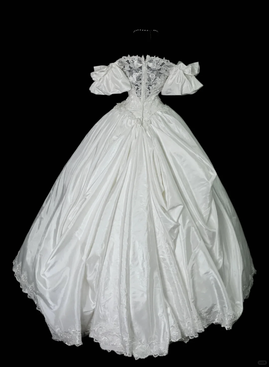 Vintage Off The Shoulder White Satin Lace Long Wedding Dress Bridal Gown SP4040