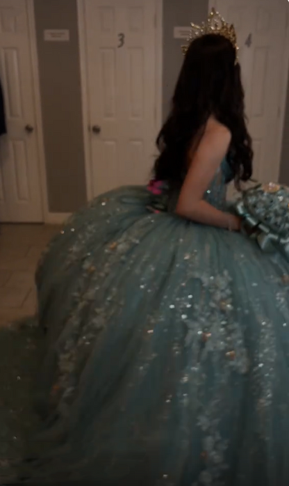 Elegant Green Strapless Princess Ball Dress, Sparkle Sequin Lace Beaded Tulle Sweet 16 Dress SP2739