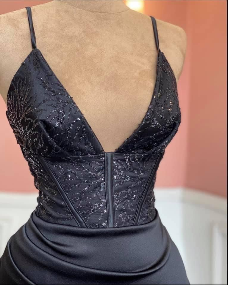 Sexy Black Spaghetti Straps Evening Dress with Split Y4393