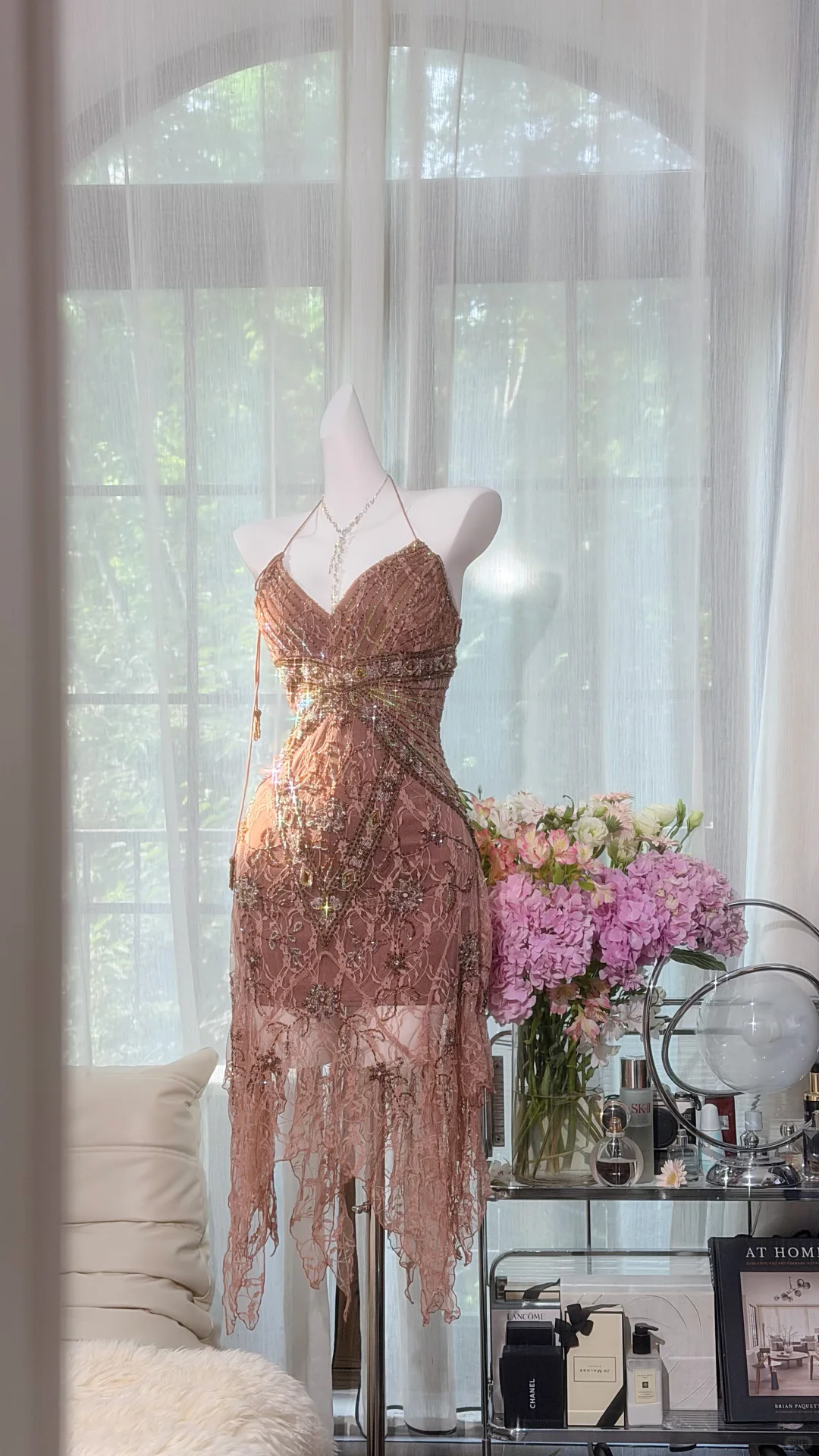 Pretty Halter V Neck Lace Beaded Sheath Short Homecoming Dress Birthday Dress SP3798