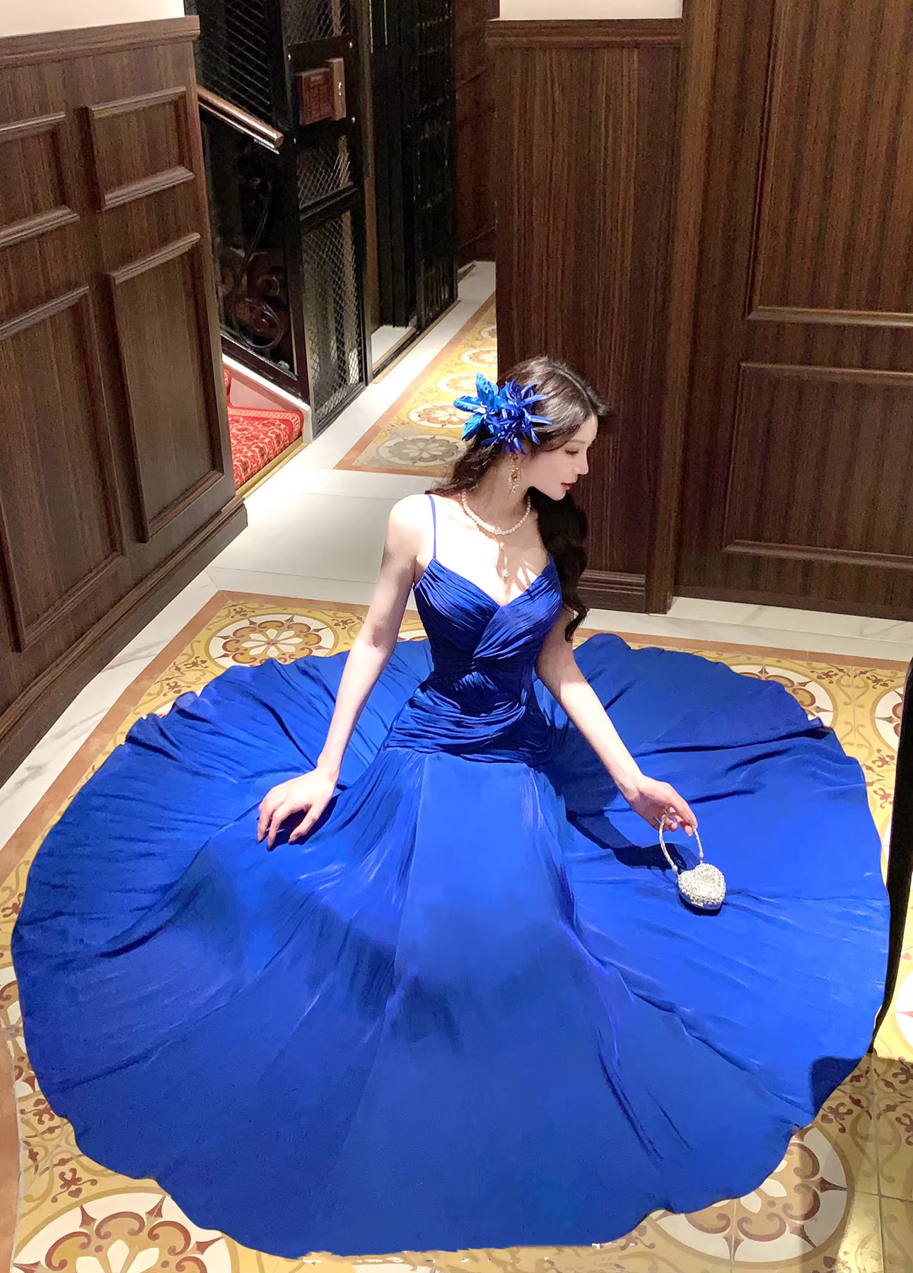 Unique Spaghetti Straps Royal Blue Pleated Satin Long Party Dress 19th Birthday Outfits SP2014