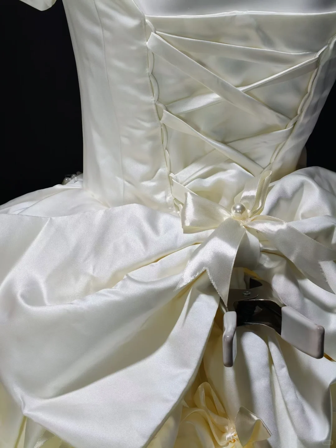 Glamorous Off White Satin Pleated Beaded Bow A Line Short Homecoming Dress,Mini 16th Birthday Outfits SP3195