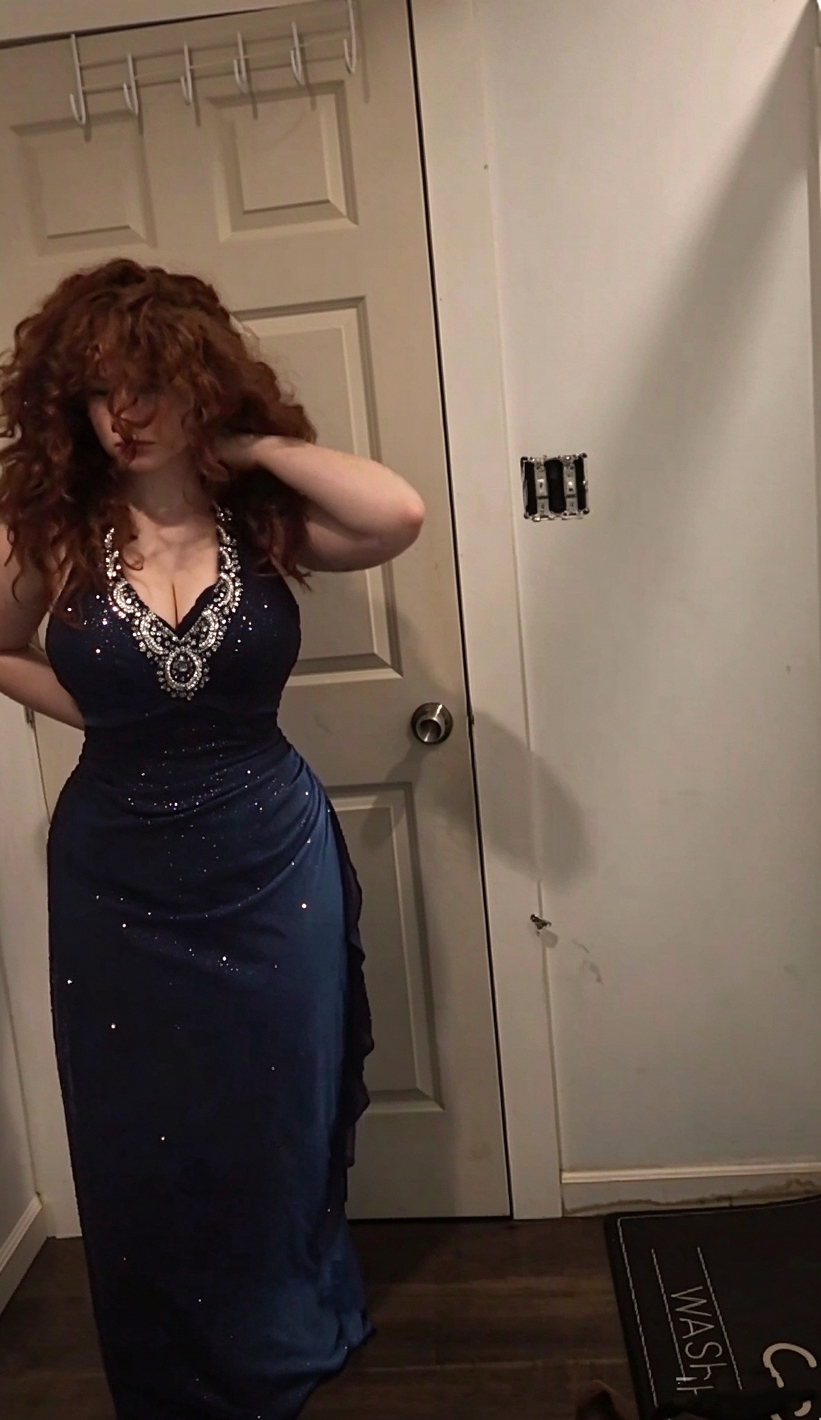 Elegant Navy Blue Prom Dress Halter V Neck Chiffon Beaded Long Party Dress SP4229