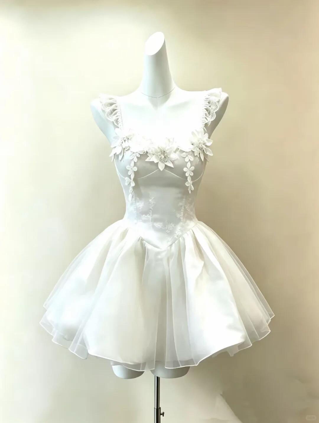 Elegant Spaghetti Straps Satin Tulle Appliques Short Birthday Dress,White A Line Short 7th Grade Homecoming Dress SP2509