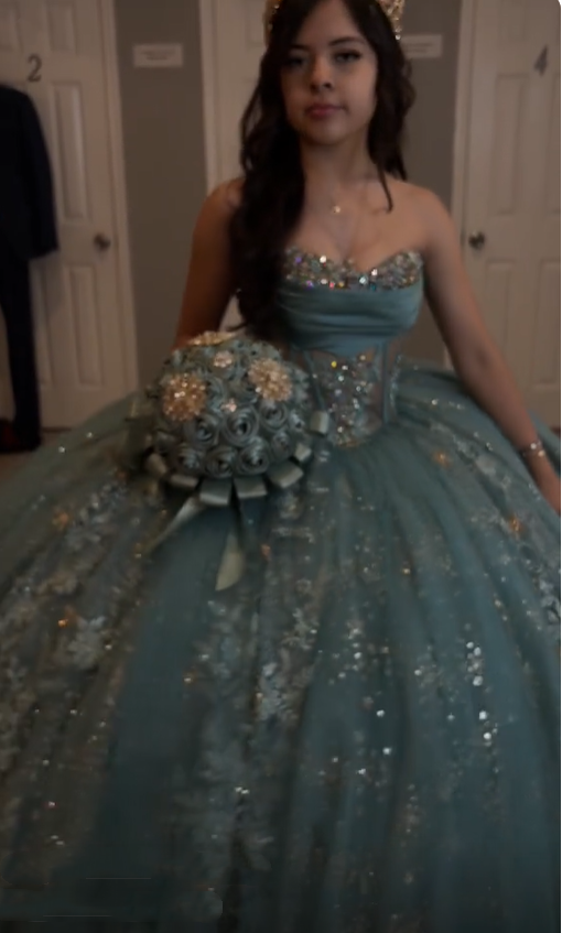 Elegant Green Strapless Princess Ball Dress, Sparkle Sequin Lace Beaded Tulle Sweet 16 Dress SP2739