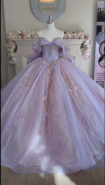 Glamorous Ball Gown Lilac Tulle Sequin Beaded  Quinceanera Dress Sweet 15 Dress With Bow SP4294