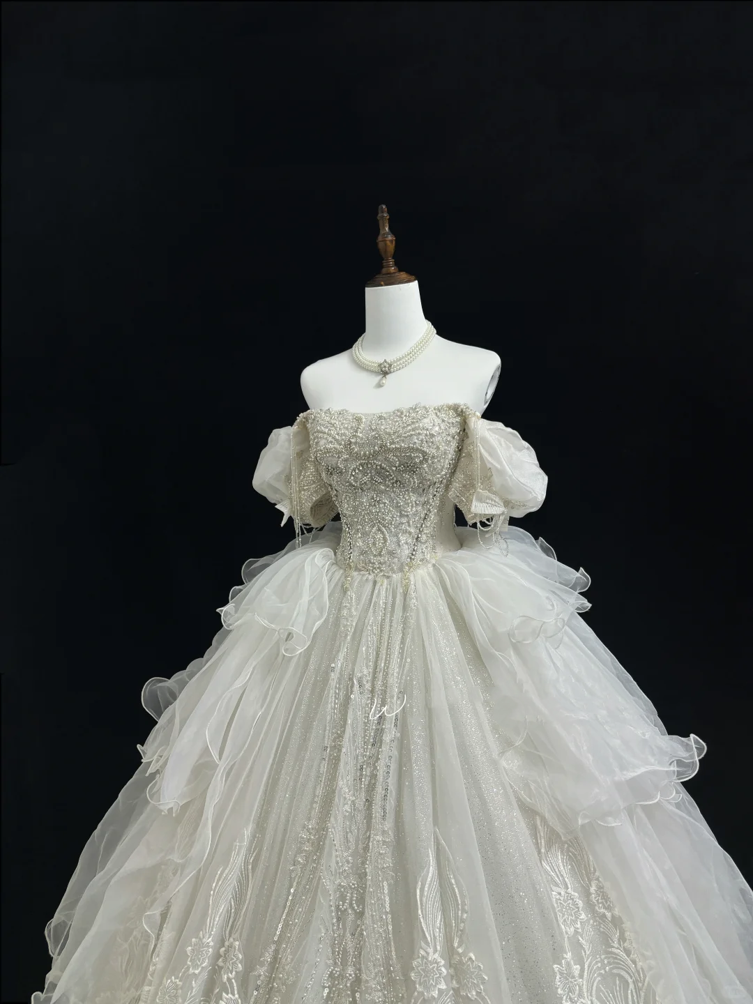 Sparkly Off The Shoulder White Tulle Lace Beaded Long Wedding Dress Bridal Gowns SP2216