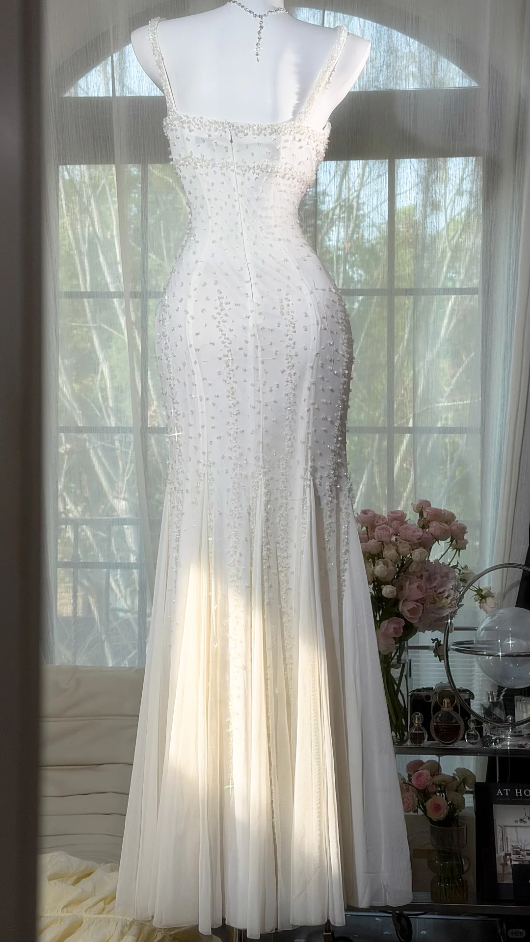 Sparkly Spaghetti Straps V Neck Chiffon Beaded Mermaid Evening Dress White Long Birthday Dress SP2179