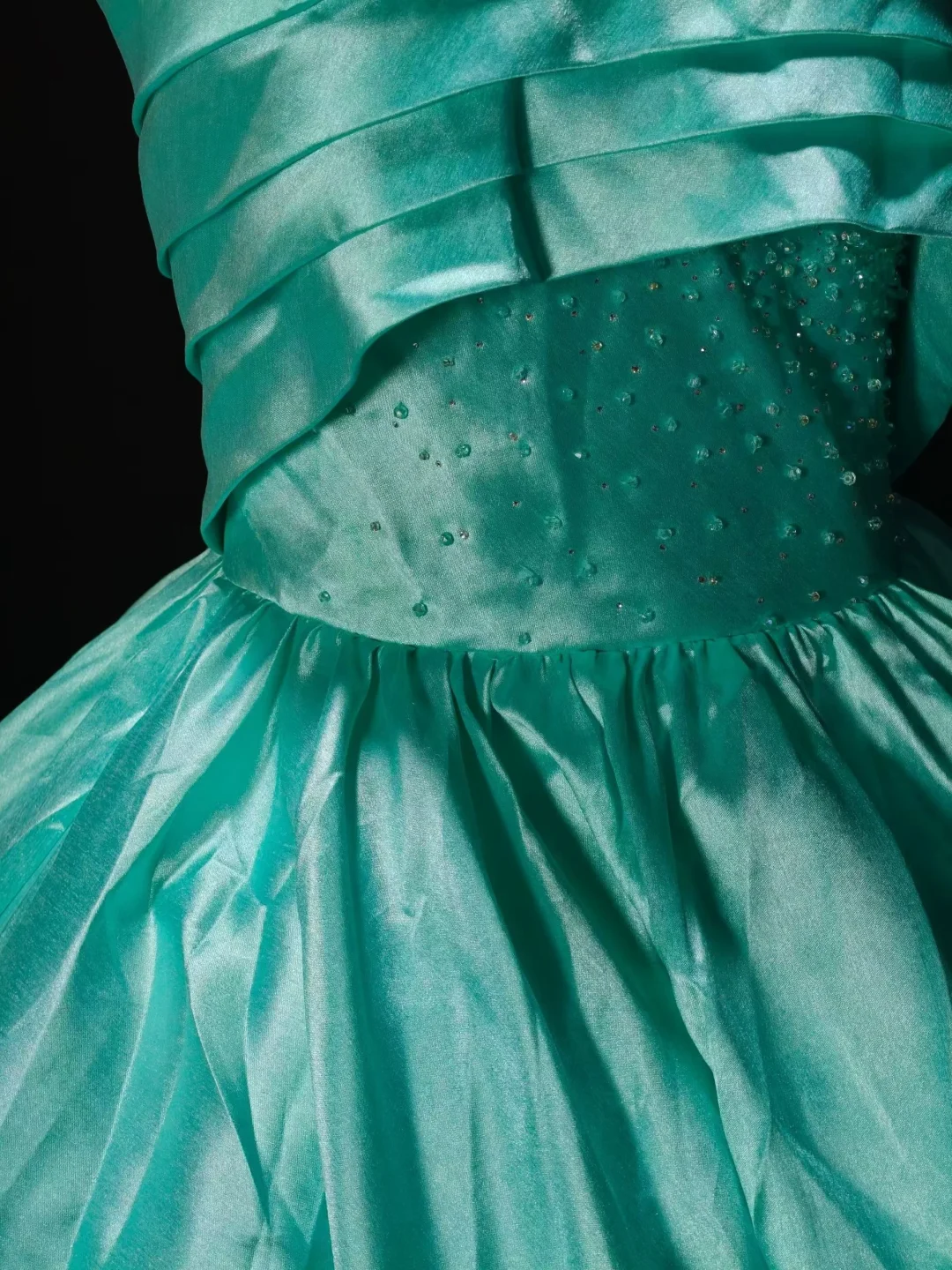 Fashion Green Strapless Satin Beaded Quinceanera Dress Sweet 15 Dress SP3181