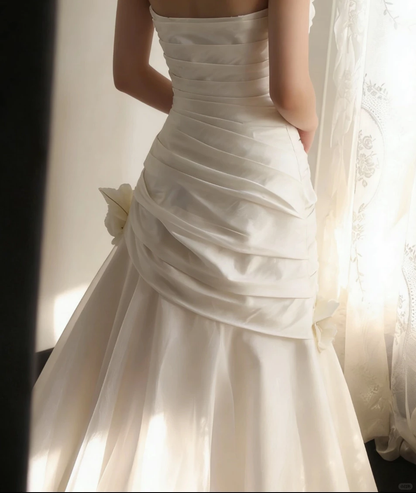 Pretty Strapless Satin Tulle Pleated Mermaid Long Wedding Dress Formal White Bridal Dress With 3D Flowers SP2090