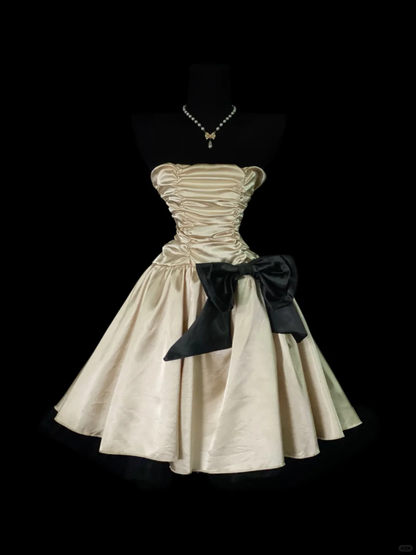 Fashion Strapless Champagne Satin Pleated A Line Short Homecoming Dress Cocktail Dress SP4039